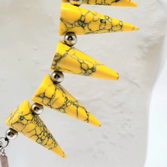 Eddie Borgo RARE Yellow and Black Resin Spike Choker Collar with Silver Beads - Picture 9 of 11